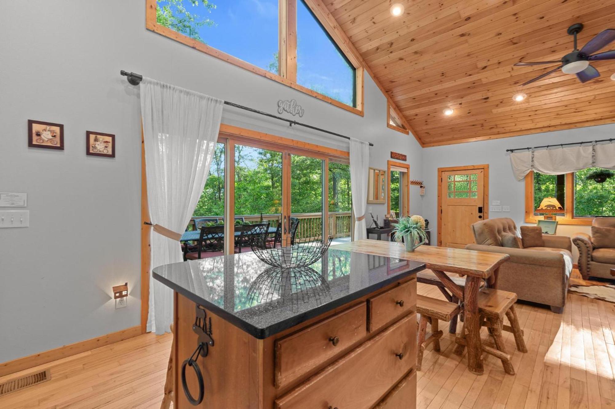 Lux Mtn Cabin Hot Tub, Fire Pit, Game Room 3Bd Franklin Zewnętrze zdjęcie